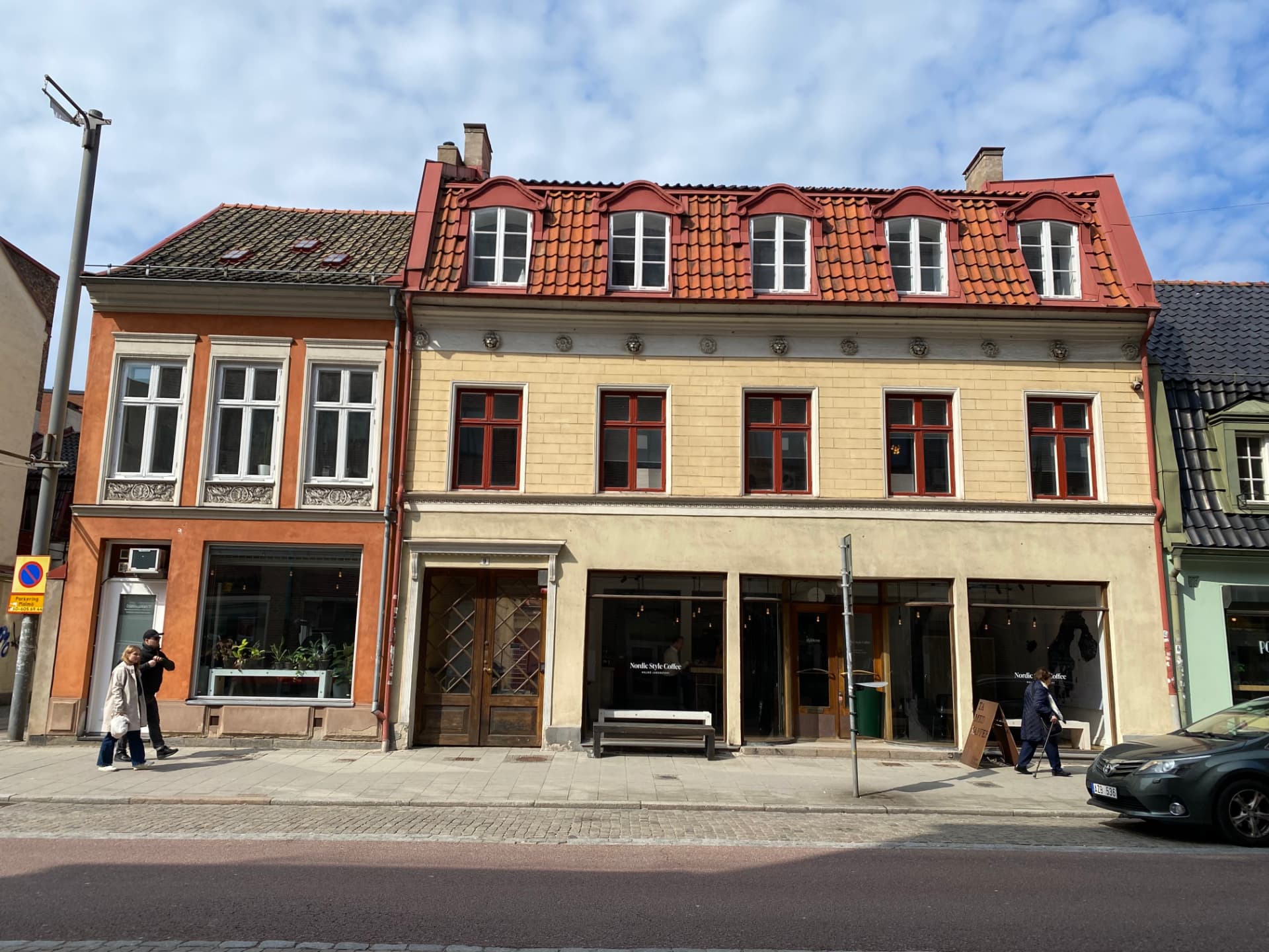 The facades of Djäknegatan 9 and 11 in central Malmö